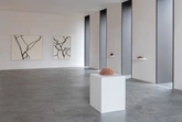 [Translate to Englisch:] Blick in die Ausstellung CHRISTIANE LÖHR. Foto: Andreas Pauly